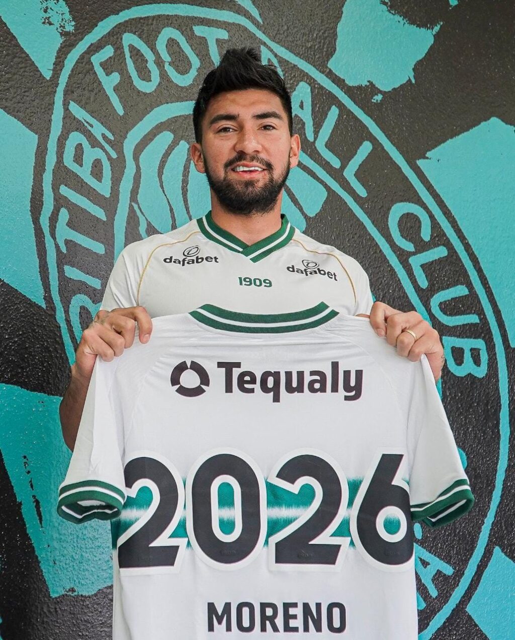 Coritiba acerta a contratação do camisa 10 argentino Marcelino